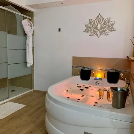 Les Nids Guerandais - Loverooms 情趣酒店 盖朗德